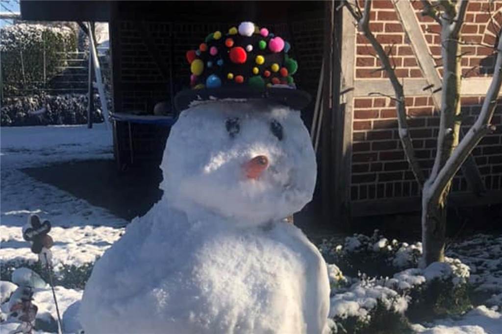 Steffi Böyer: "Gestatten, unser Schneemann."