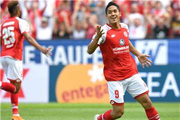 Steht vor einem Wechsel nach England:  Yoshinori Muto. Foto: Torsten Silz