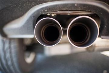 Stickstoffdioxid (NO2) ist der Schadstoff, dessen Messwerte von VW in den USA jahrelang manipuliert worden waren, um die gesetzlichen Grenzwerte für Dieselfahrzeuge offiziell einzuhalten. Foto: Julian Stratenschulte