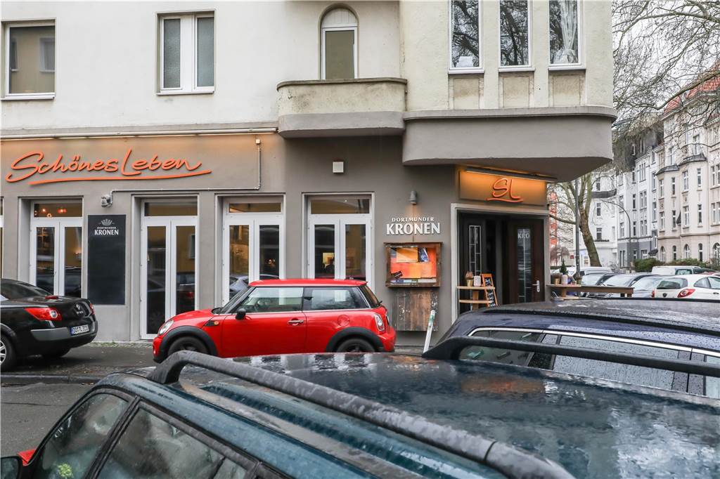 Mega-Evakuierung: Viele Restaurants bleiben ganzen Sonntag dicht - Hotelgäste müssen raus Stillleben statt Schönes Leben: Das Cafe im Kreuzviertel liegt an der Liebigstraße im Evakuierungsradius. Sofern möglich, soll zumindest abends geöffnet werden.