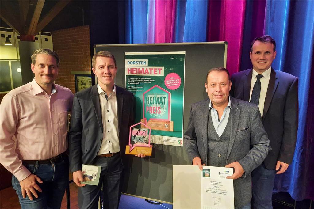 Mehr als nur Tischtennis: Die Erfolgsstory des TTV Hervest-Dorsten Vorstand des TTV Hervest-Dorsten bei dder Übergabe des 1. Dorstener Heimatpreises