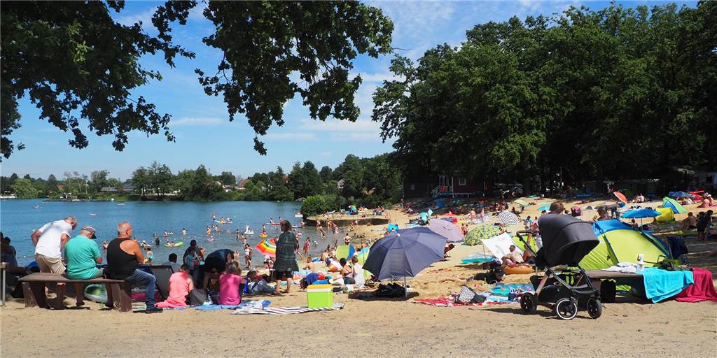 Freibad-Check: Besucher bewerten Ternscher See in Selm als besten im Umkreis Strandfeeling pur: An heißen Tagen ist der Sandstrand am Ternscher See sehr gut besucht.
