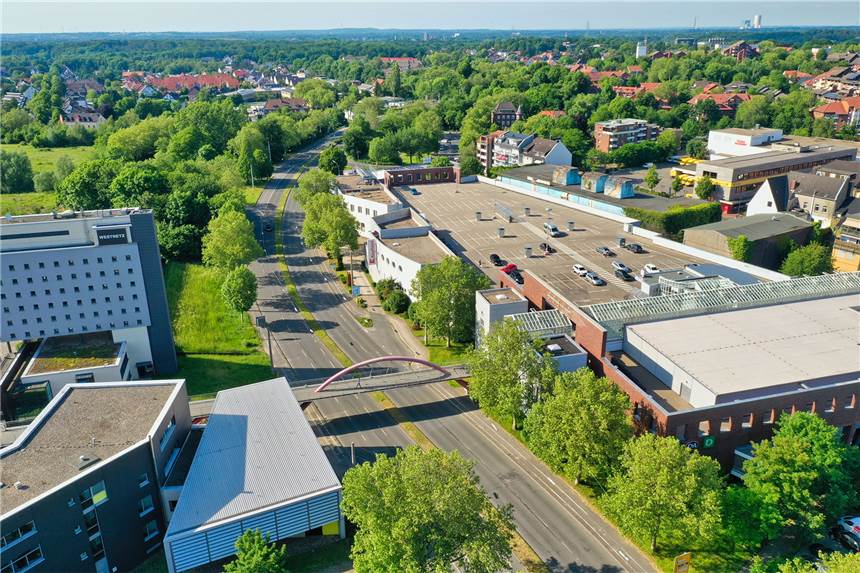 Altstadtring: Neue Kreuzungen und zwei breite Fahrspuren für Radfahrer Straßen.NRW saniert ab Frühjahr 2022 den Altstadtring in Castrop-Rauxel. Im Zuge dessen will die Stadt den Verkehr für Fahrräder und Kraftfahrzeuge komplett neu organisieren.