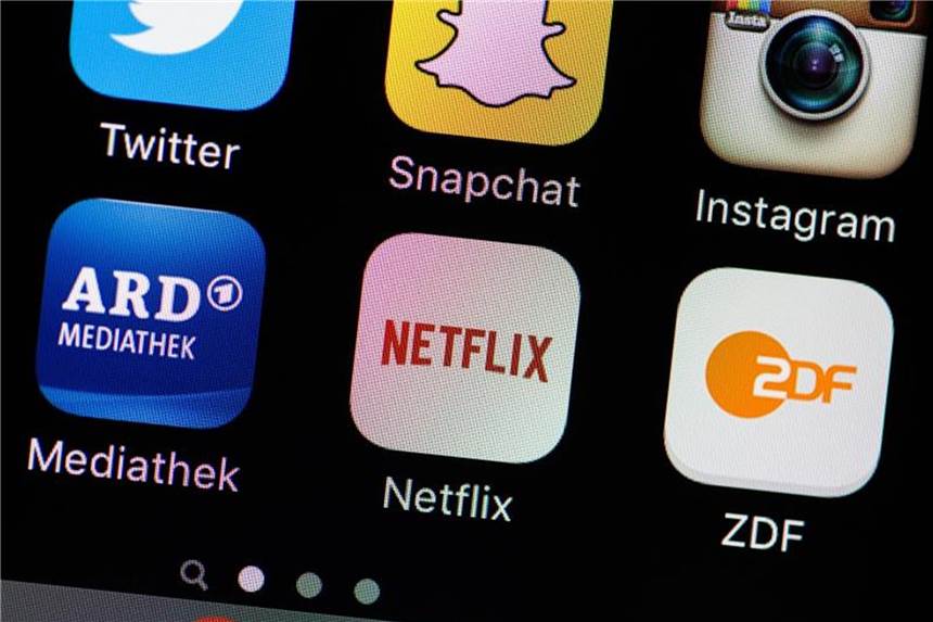 Streamingdienste lösen klassisches TV ab Streamingdienste wie Netflix sowie Mediatheken von ARD, ZDF und der Privaten lösen das klassische Fernsehen zunehmend ab. Foto: Rolf Vennenbernd