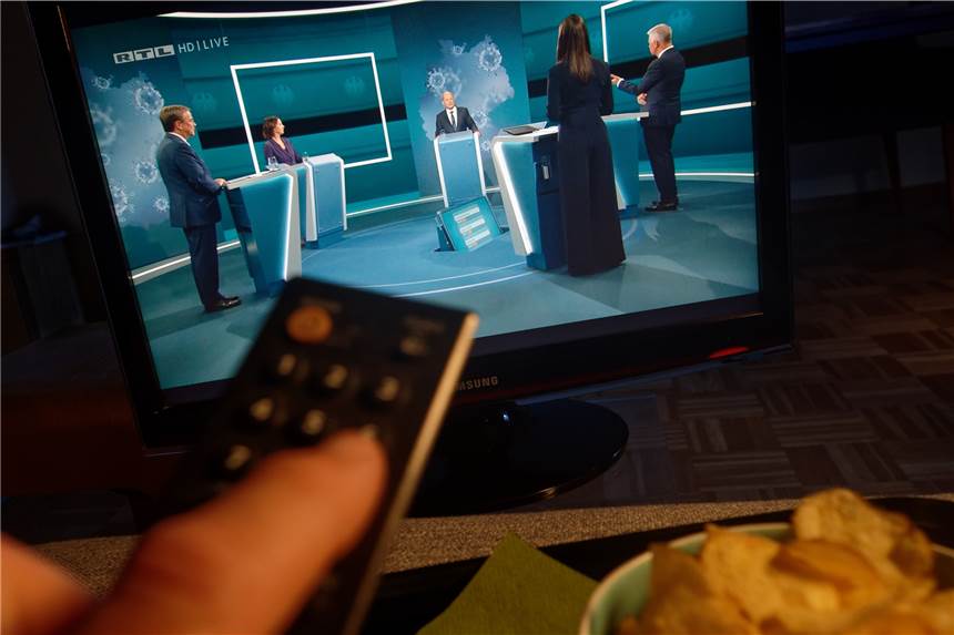 TV-Triell: Schlagabtausch bei Klimafrage und Steuererhöhung - Scholz gewinnt Zuschauergunst Streit gab es beim TV-Triell, als es um Klimaschutzmaßnahmen und die Steuerpolitik ging.
