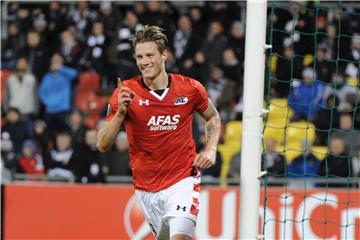 Stürmer Wout Weghorst feiert einen Treffer für AZ Alkmaar. Foto (2016): Aidan Crawley/EPA Foto: Aidan Crawley