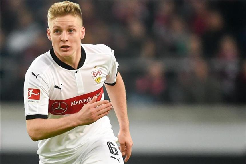 VfB Stuttgart verwundert: 10.000 Euro Strafe für Ascacíbar Stuttgarts Ascacibar erhielt nach seinem Platzverweis am 33. Spieltag eine Geldstrafe und muss ein Spiel aussetzen. Photo: Sina Schuldt Foto: Sina Schuldt
