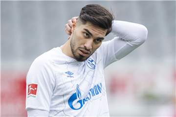Suat Serdar: Wechselt zu Hertha BSC Berlin und sorgte mit seinen Abschiedsworten für unterschiedliche Reaktionen bei vielen S04-Fans.
