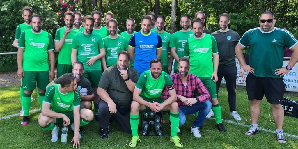 Beim VfL Grafenwald waren alle ein wenig Aspöck Verabschiedung von Oliver Aspöck beim VfL Grafenwald