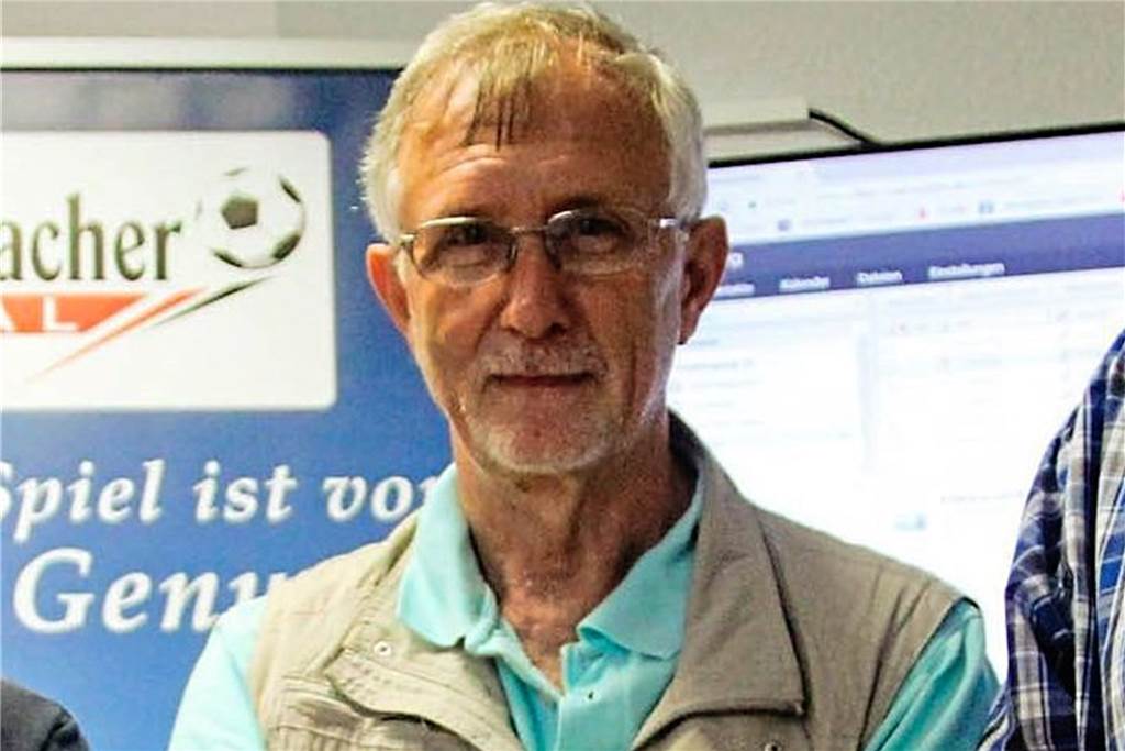 Merkwürdiger Spielabbruch in Lippramsdorf hat ein Nachspiel - für alle Sucht das Gespräch mit dem Schiedsrichter: Harald Woller, Vorsitzender im Kreisschiedsrichter-Ausschuss.