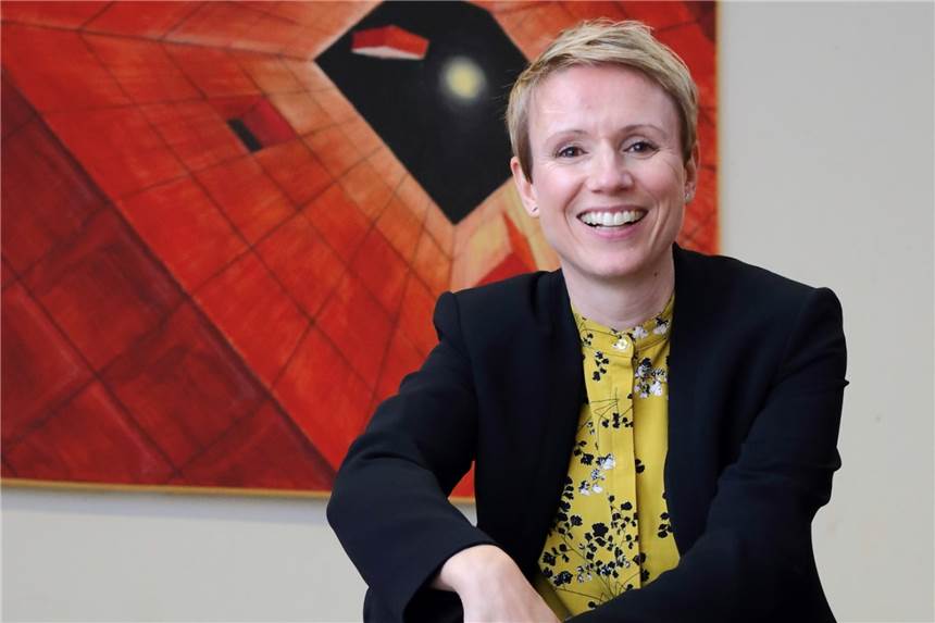 Susanne Köhnen ist die neue Schulleiterin des Heinrich-Heine-Gymnasiums.