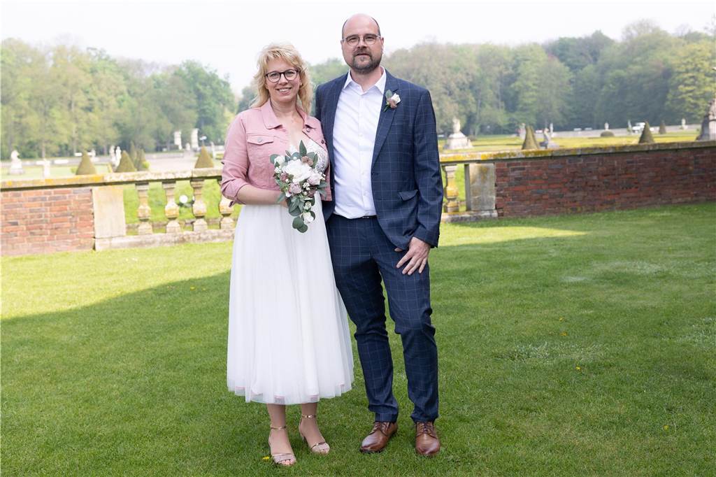 Hochzeit von Sven und Susanne Schnalke: „Liebe auf den dritten Blick“ Susanne und Sven Schnalke haben sich erst beim dritten Treffen verliebt.