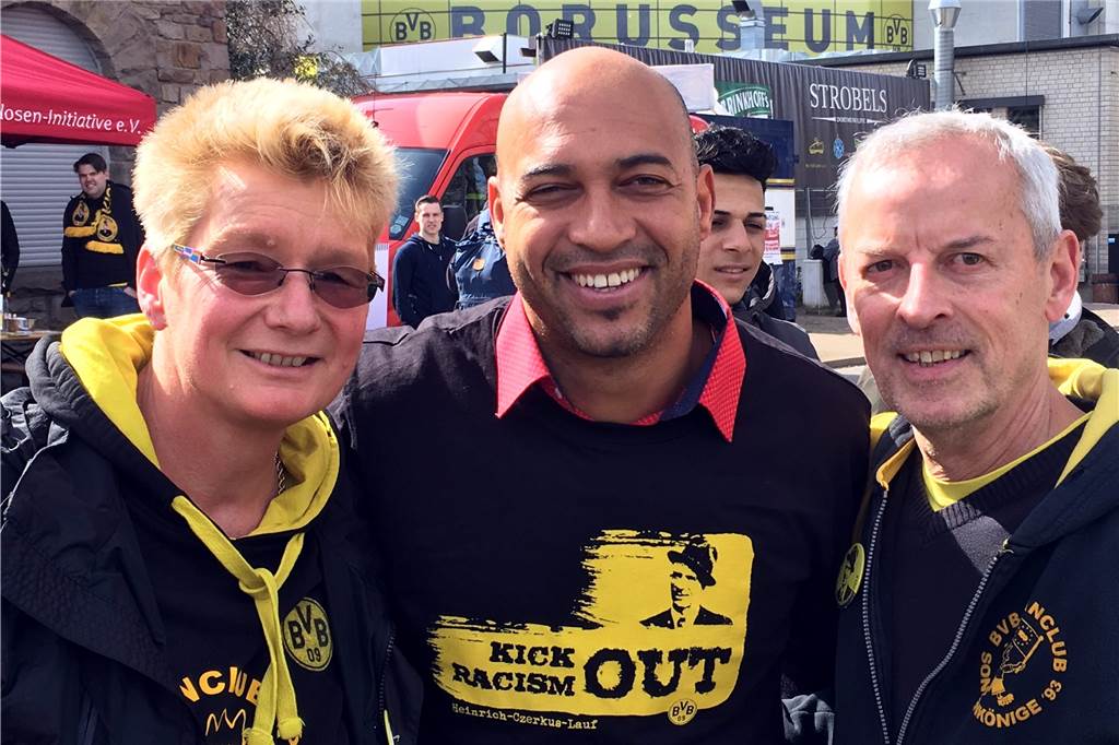 Susi Amft - hier mit Ex-BVB-Profi Dede und ihrem Lebensgefährten Uwe Pleß - vermisst die Stadionbesuche sehr.