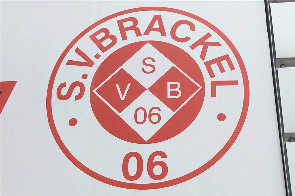 Fußballer wollen mehr Platz: „Da ist kein normales Training mehr möglich“ SV Brackel 06 ist ein großer Dortmunder Fußballverein mit Sitz an der Oesterstraße