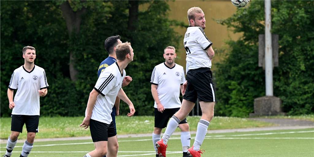 „Differenzen waren zu groß“ - SV Preußen meldet sich zum Koch-Rauswurf zu Wort SV Preußen Lünen steht aktuell ohne Sportlichen Leiter da.