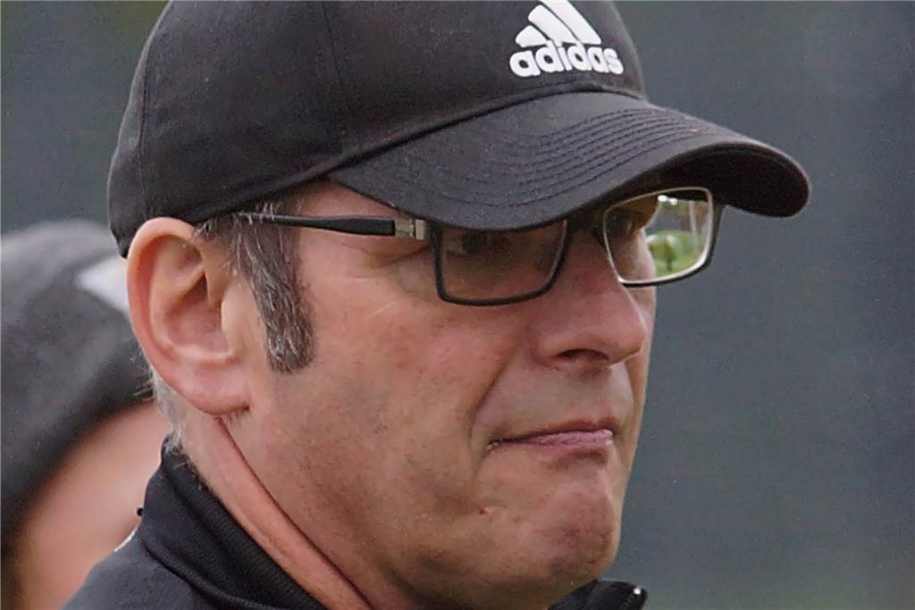 Derby in Fröndenberg: Ohne Sieg gegen Bausenhagen wird Langschede „nicht gut schlafen“ SVB-Co-Trainer Ullrich Neuhaus wäre mit einem Zähler im Derby zufrieden.