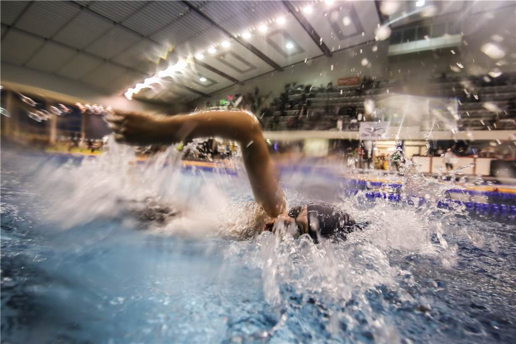 700 Athleten aus sieben Ländern - Swim Race Days sorgen für spektakuläre Fotos Swim Race Days.