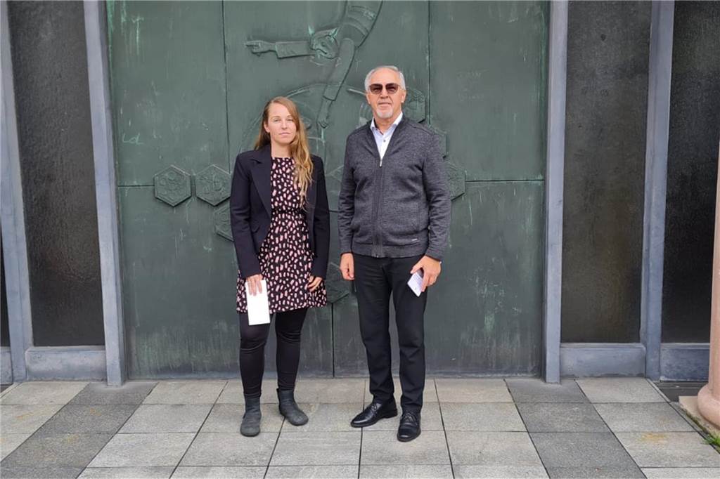 „Wir wollen entscheiden. Nicht Paderborn“: Gemeinde stellt Gebäude-Plan auf Tabea Trojan und Pfarrer Szarata: Auch Corpus Christi wird sich Gedanken machen müssen, wie man die Kirchen erhält oder anderweitig nutzen kann.