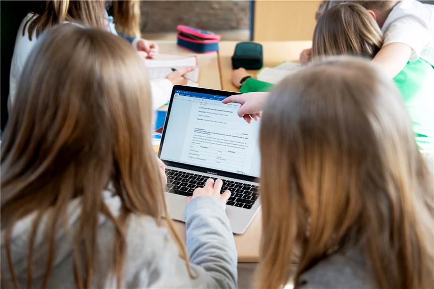 Von „iPads für alle“ bis „old school“: So digital sind Wernes Schulen Tablets im Unterricht sind nicht überall Alltag: Die Schulen in Werne sind unterschiedlich weit bei der Digitalisierung. Mithilfe von Fördermitteln wird nun intensiv in die technische Ausstattung investiert.