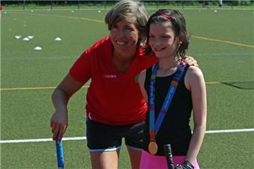 Taktik, Technik, Ausdauer. Beim Hockey-Camp des TV Werne gab es jede Menge zu lernen. Der Höhepunkt am Montag war der Besuch von Olympiasiegerin Natascha Keller.