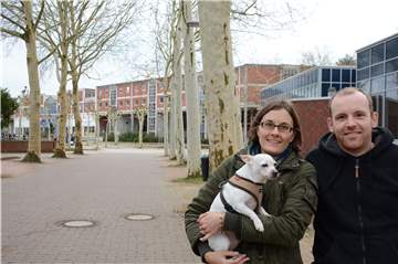 Tanja und Markus Seyer wohnen seit 2013 in Barkenberg, gehören zur dritten Generation der Bewohner und haben nichts zu meckern über ihren neuen Wohnort.