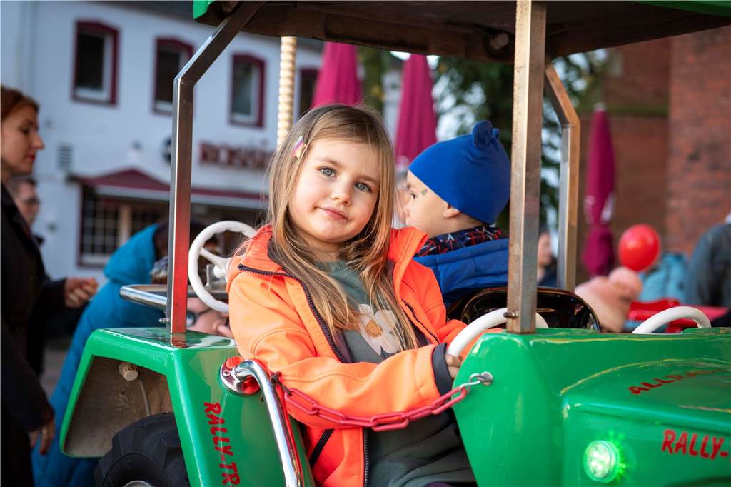 Tausende Besucher kamen am verkaufsoffenen Sonntag in der Halterner Innenstadt. Anlass war der traditionelle Gänsemarkt.