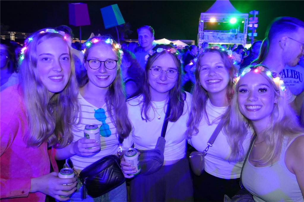Tausende Festivalbesucher feierten beim Finale des DBC 2023.