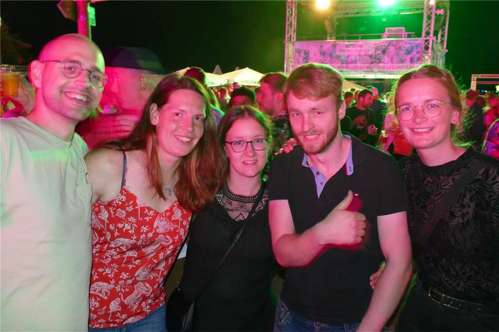Tausende Festivalbesucher feierten beim Finale des DBC 2023.