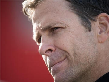Teammanager Oliver Bierhoff warnt vor einer Fußball-Übersättigung. Foto: Bernd Thissen