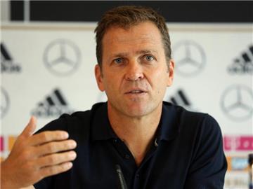 Teammanager Oliver Bierhoff wirft sich für die Nationalmannschaft in die Bresche. Foto: Ina Fassbender