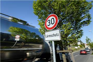Tempo 30 aus Lärmschutzgründen gilt in einigen Städten. In Lünen erfolgte die Einführung im Oktober 2021 allerdings sehr geräuschvoll - verbunden mit lautem Ärger. 