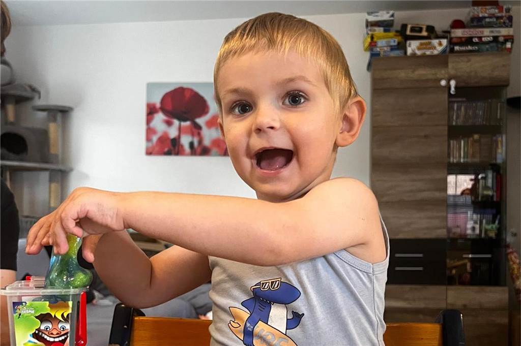Kampf gegen Blutkrebs: Über 100 Lüner lassen sich registrieren Theo (3) ist erneut an Blutkrebs erkrankt.