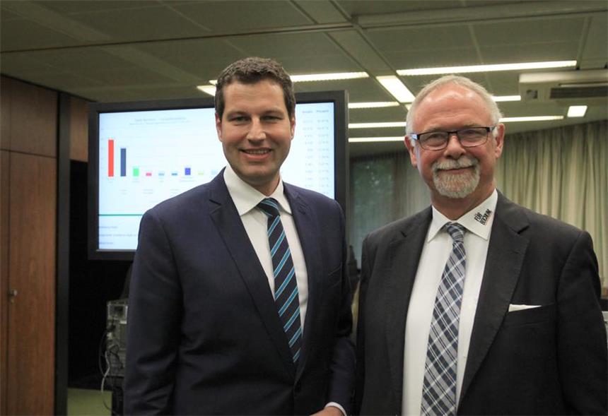 Stichwahl zwischen Eiskirch und Franz in Bochum Thomas Eiskirch (SPD, links) und Klaus Franz (CDU) gehen in die Stichwahl.