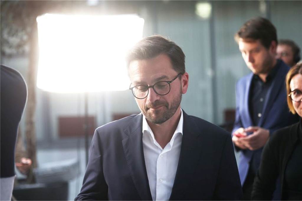 Landtagswahl 2022 – Windkraft, Wahlalter, Veto-Recht: CDU und Grüne teils weit auseinander Thomas Kutschaty schließt einen Rücktritt aktuell aus.