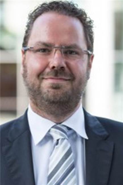Velero räumt im Viertel auf: 142 Wohnungen saniert, 105 neu vermietet Thomas Lange, Vorstand Immobilien AG Velero