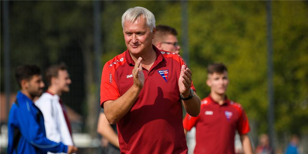 Überraschung beim Werner SC: Neuzugang fällt für ein halbes Jahr aus Thomas Overmann, Fußballvorsitzender des Werner SC, muss länger auf einen Neuzugang warten als gedacht.