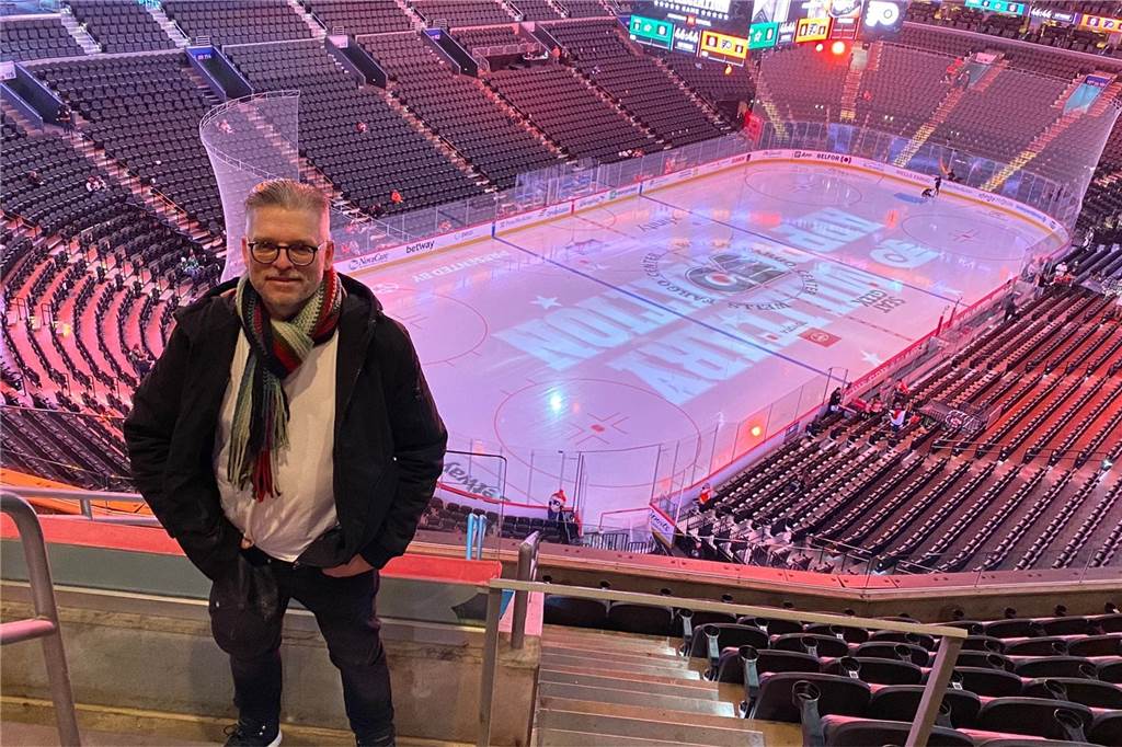 Ein Schwerter Coach macht besonderen USA-Trip: Und sieht sein Team im Live-Stream siegen Thomas Wotzlawski, Trainer des Fußball-Bezirksligisten Geisecker SV, hat einen sportlichen Kurz-Trip in die USA hinter sich.