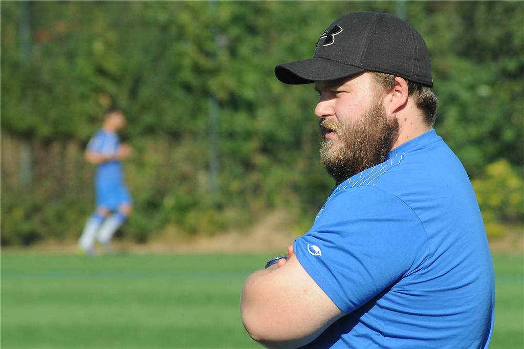 Ein Rivale von Schwerin, SG und FC bekommt neuen Trainer Tim Braun, der einst auch ein Junioren-Team bei der Spvg Schwerin betreute, gibt das Traineramt bei Teutonia/SuS Waltrop auf.