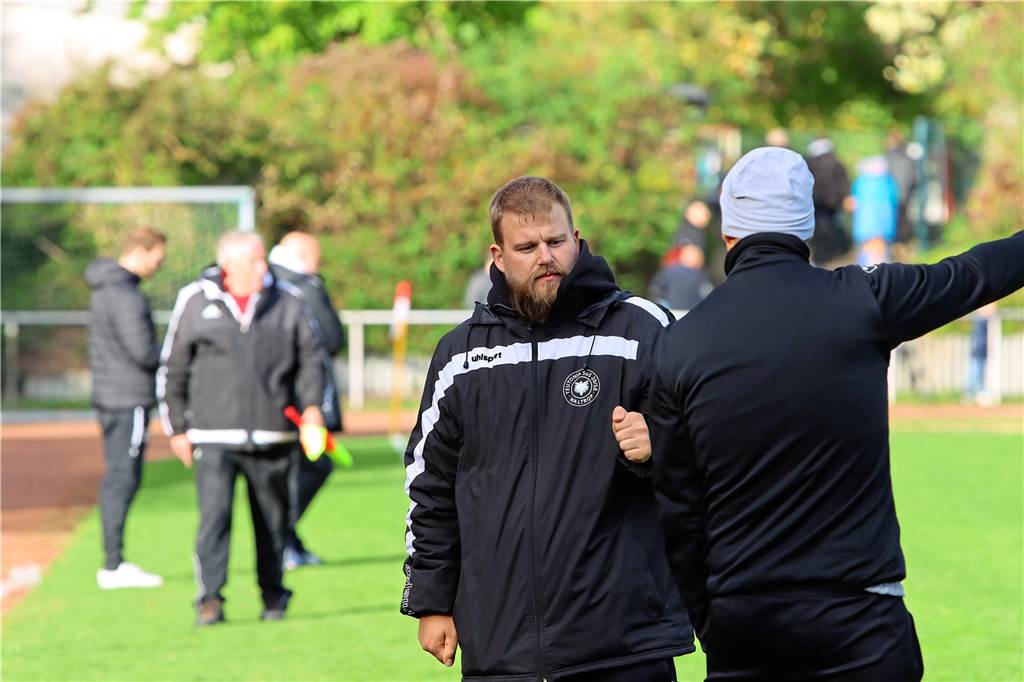 FC 96 Recklinghausen: Aufstieg verpasst, Trainerentscheidung gefallen Tim Braun wird neuer Trainer des FC 96 Recklinghausen.