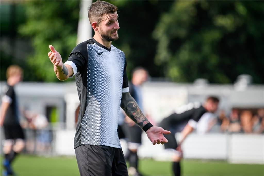 VfB Lünen schlägt Dortmunder Bezirksligisten deutlich - die Tormaschine läuft bereits Tim Gehrmann hat sofort einen Doppelpack geschnürt.