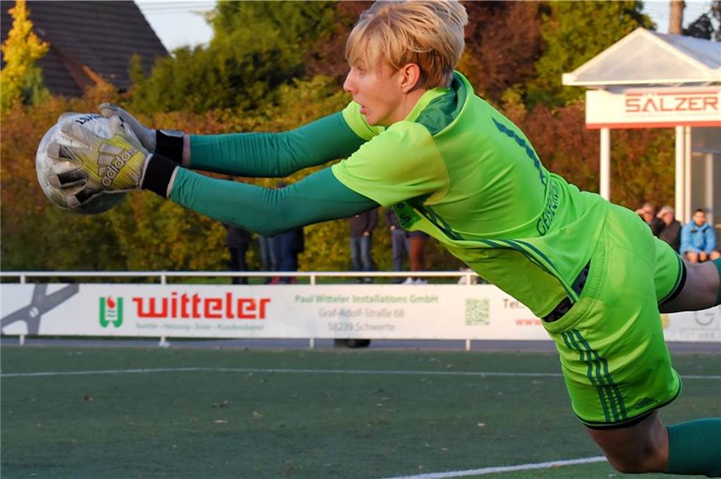 Hat der FC Brünninghausen in der nächsten Saison ein Luxusproblem auf der Torhüterposition? Tim Helmdach, aktuell noch Torwart des Geisecker SV, wechselt zur nächsten Saison zum FC Brünninghausen.
