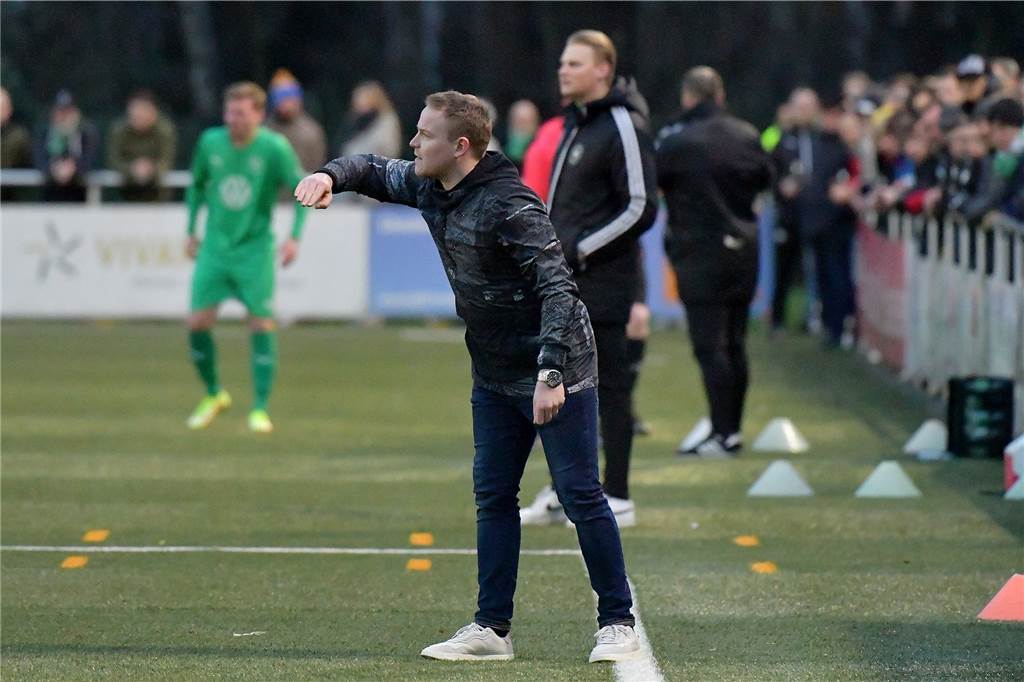 Tim Hermes ist Wunschkandidat bei BW Alstedde Tim Hermes ist aktuell spielender Co-Trainer bei Blau-Weiß Alstedde.