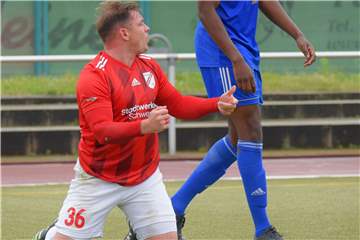 Tim Mühlhof und der ETuS/DJK Schwerte treffen im Kellerduell der Bezirksliga 8 auf den punktgleichen Türkischen SC Kamen.