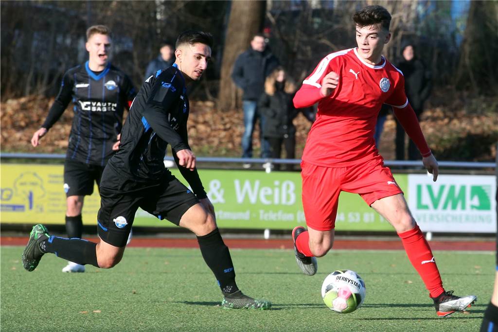 ASC 09 Dortmund schlägt noch einmal zu und holt einen Fast-Bundesliga-Aufsteiger Tim Neugebauer (r.) spielt jetzt für den ASC.