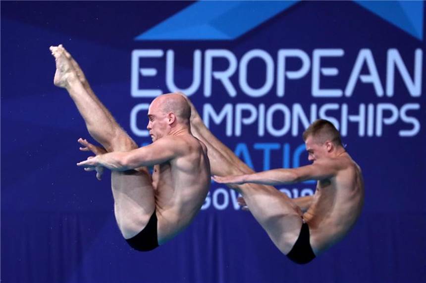 Turmspringer Barthel und Fandler EM-Vierte Timo Barthel (r) und Florian Fandler blieben beim Synchronspringen vom Turm ohne Medaille. Foto: Jane Barlow/PA Wire