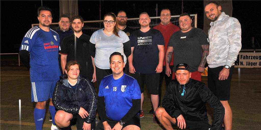 „Schwere Schwerter“ suchen Verstärkung - und wünschen sich eine Liga für Übergewichtige "Schwere Schwerter" nennt sich die Gruppe übergewichtiger Fußballer des VfL Schwerte.