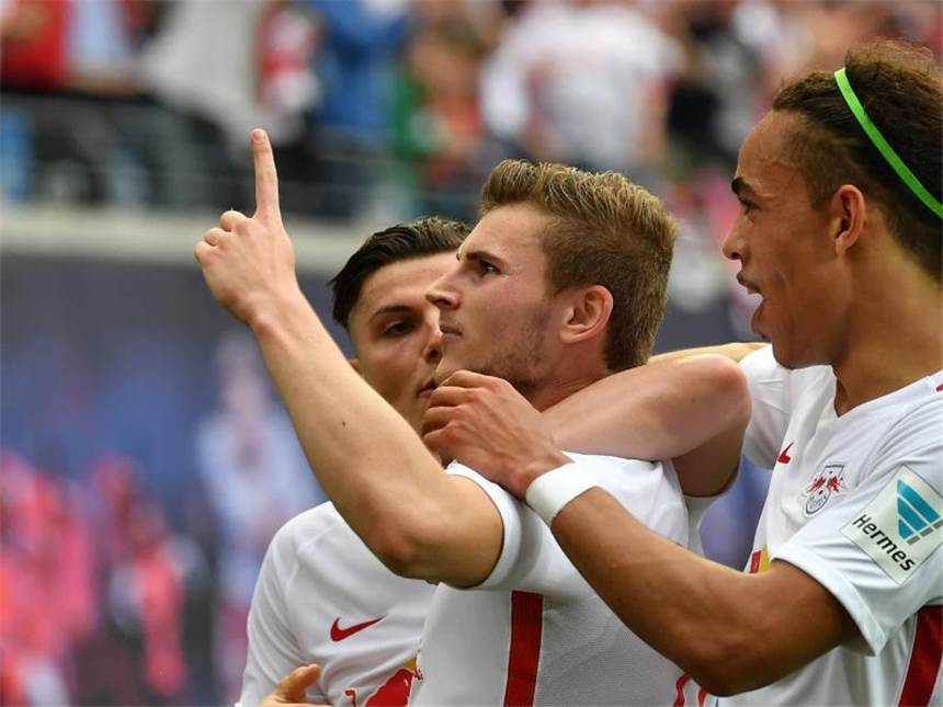Die Tops und Flops der Bundesliga-Saison 2016/17 Timo Werner brachte mit seinen 21 Toren Aufsteiger RB Leipzig nach oben. Foto: Hendrik Schmidt
