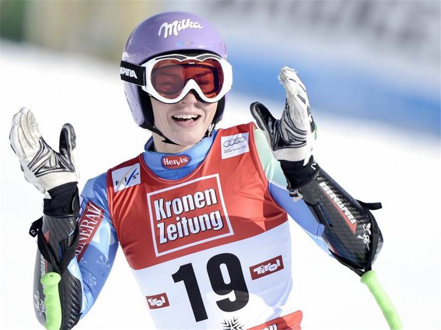 Alleskönnerin Maze steigt in Alpin-Elite auf Tina Maze demonstriert auch in St. Anton ihre einsame Klasse. Foto: Hans Klaus Techt
