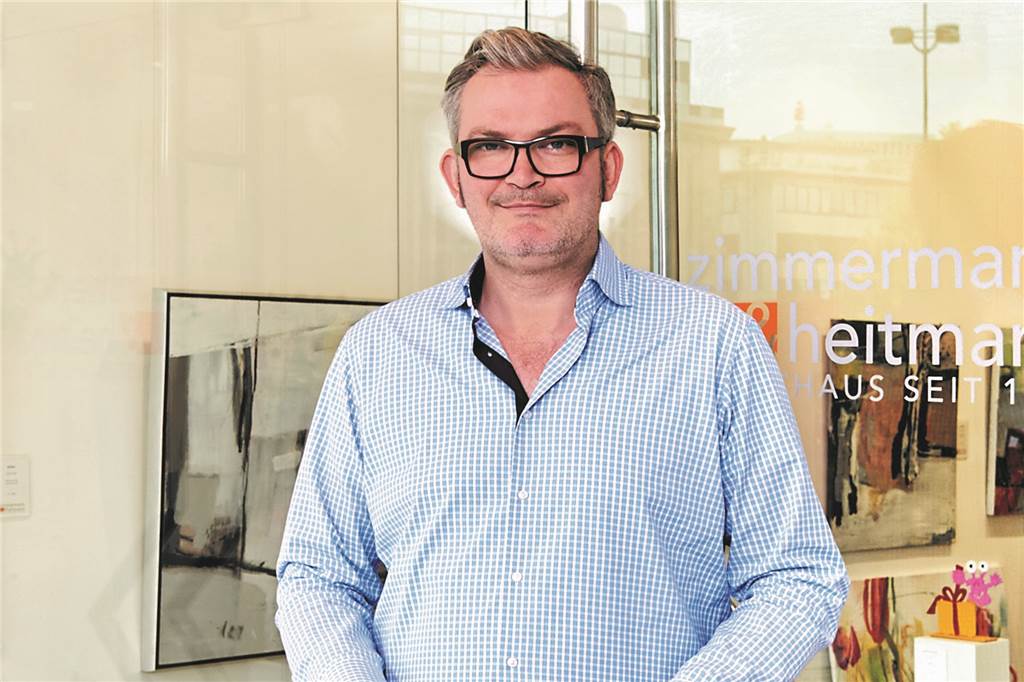 Tobias Heitmann ist Vorsitzender des Cityrings und Inhaber der Galerie Zimmermann und Heitmann am Hansaplatz.