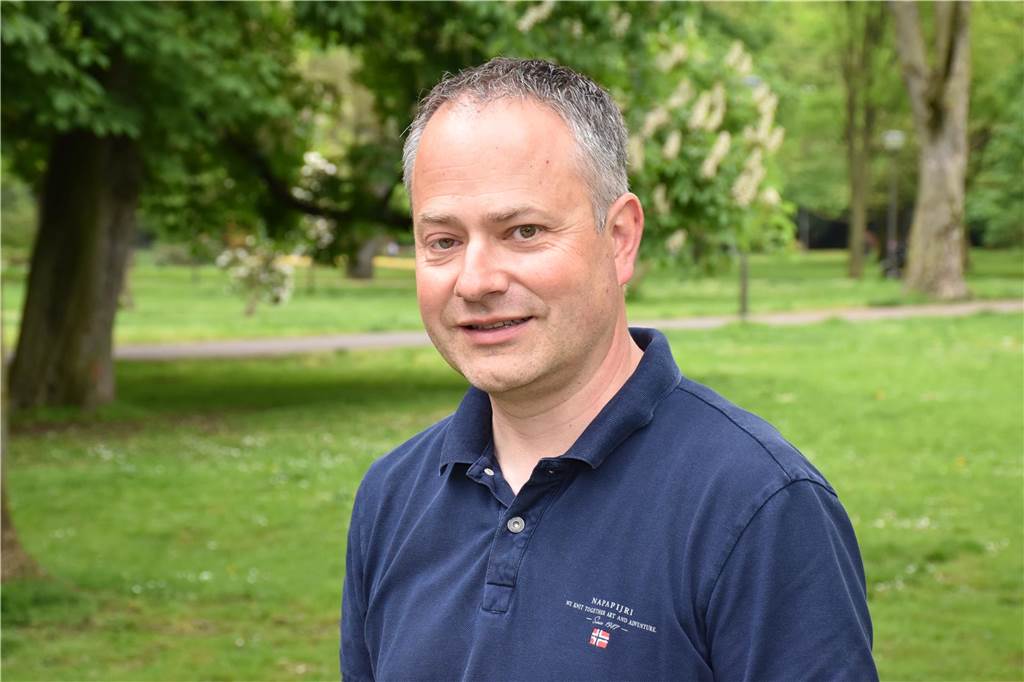 Sanitäter kosten für Veranstaltungen bis zu 50 Prozent mehr Tobias Klotz organisiert als Vorsitzender der AIG Westend das Westparkfest.